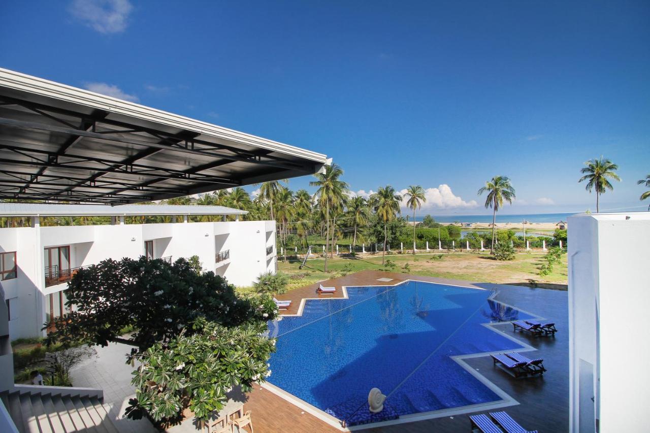 Capital Wind Kalpitiya "Wind Beach" Экстерьер фото